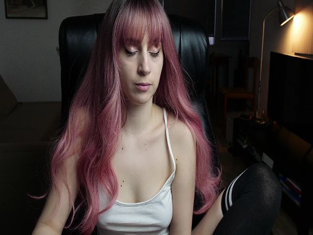 Live sex webcam photo for Anais_N #272344923