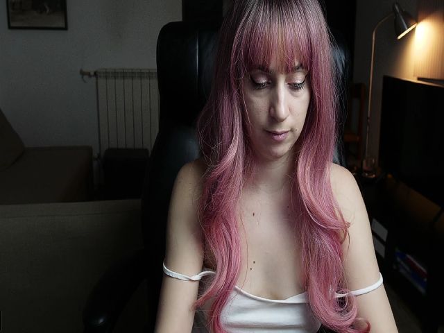 Live sex webcam photo for Anais_N #272349130