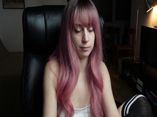 Live sex webcam photo for Anais_N #272349484