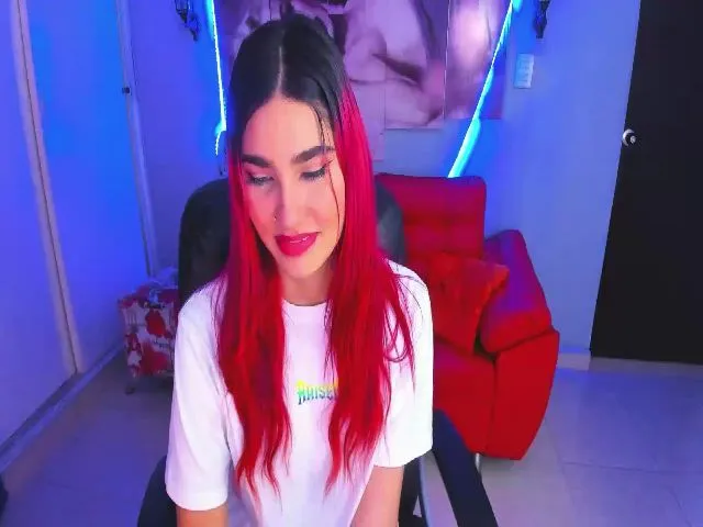 Live sex webcam photo for Anastasia_180 #271904010