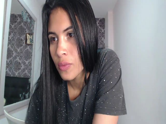 Live sex webcam photo for Anastasia_wh #274071533