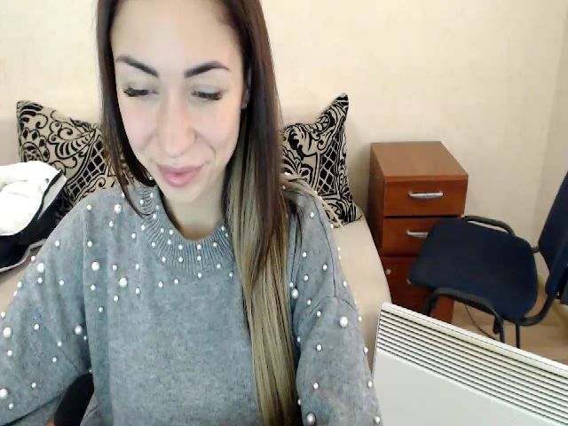 Live sex webcam photo for Anda_olli #271719321