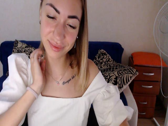 Live sex webcam photo for Anda_olli #274340118