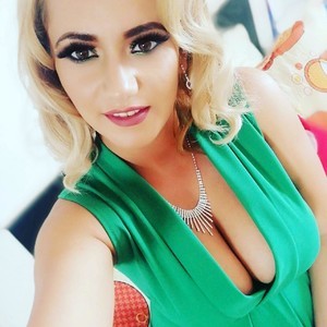 Live sex webcam photo for Andreea7 #290970055
