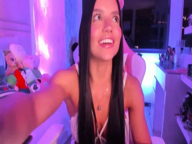 Live sex webcam photo for Andremontoyaa #274611024