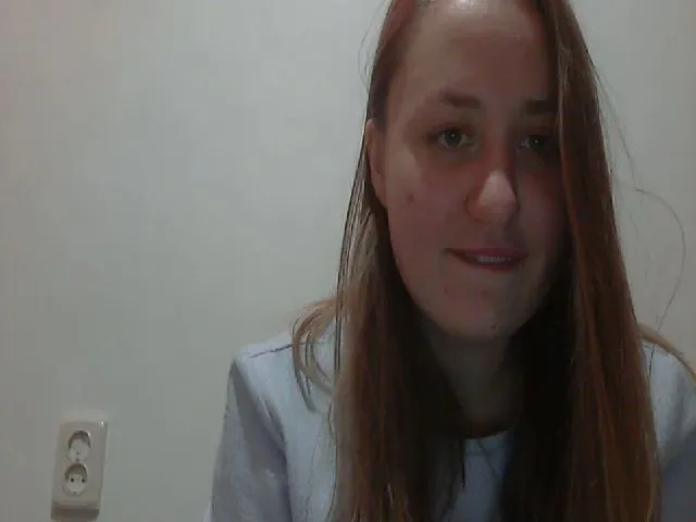 Live sex webcam photo for AndyHotrose #271698962