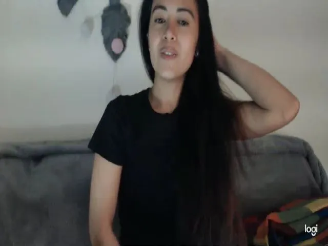 Live sex webcam photo for Andy_wonder #273791956