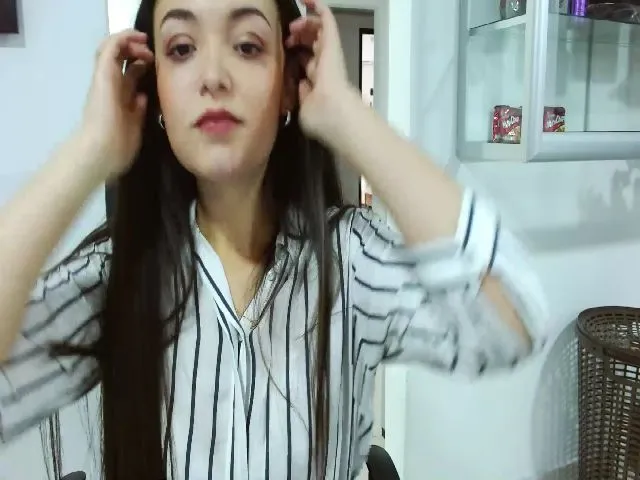 Live sex webcam photo for Angel98_ #272410964