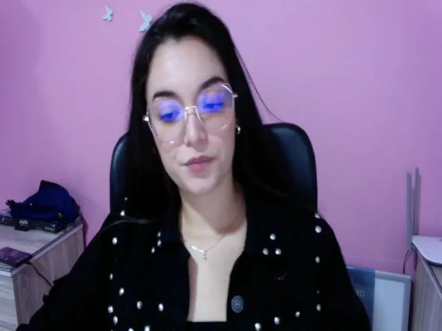 Live sex webcam photo for Angel98_ #273107957