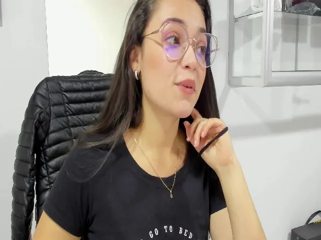 Live sex webcam photo for Angel98_ #273121783