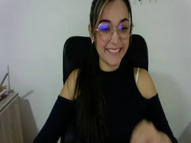 Live sex webcam photo for Angel98_ #273910967