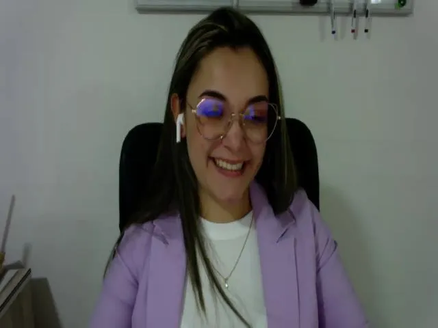 Live sex webcam photo for Angel98_ #274604640