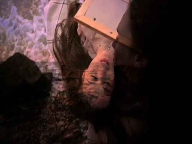 Live sex webcam photo for AngelIsland #273830771