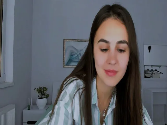 Live sex webcam photo for AngelIsland #273943767