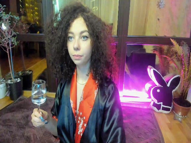 Live sex webcam photo for Angel_Amelie #271937236