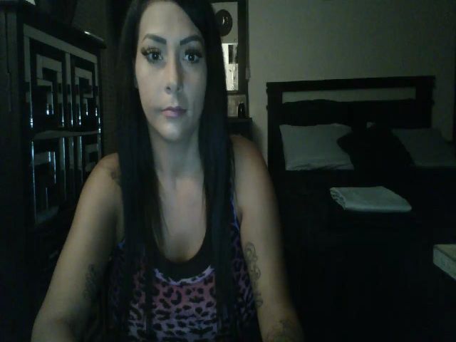 Live sex webcam photo for Angel_Marie1 #274216844