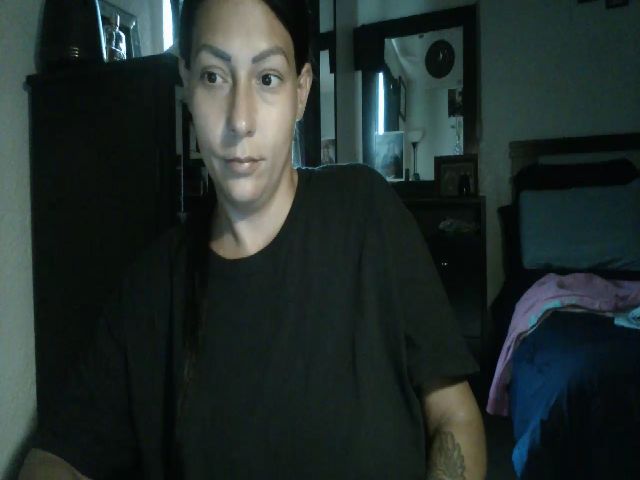 Live sex webcam photo for Angel_Marie1 #274544319