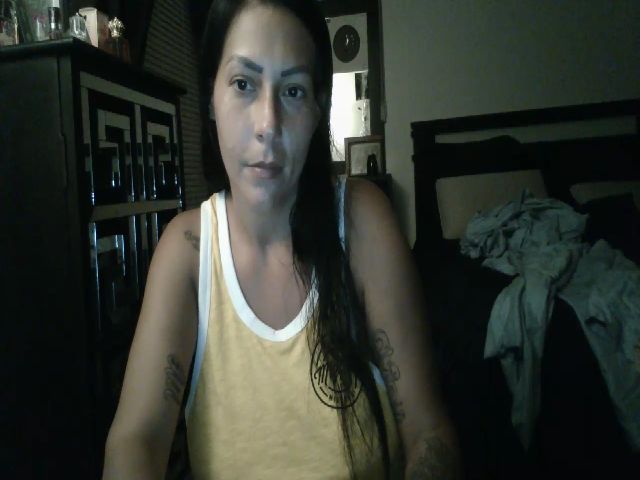 Live sex webcam photo for Angel_Marie1 #274589786