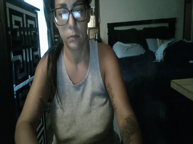 Live sex webcam photo for Angel_Marie1 #274603754