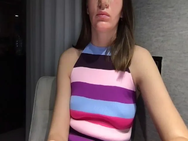 Live sex webcam photo for Angel_USA #271999011