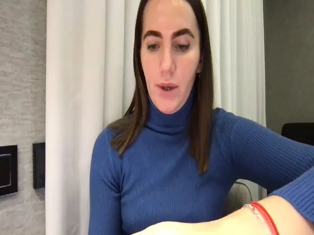 Live sex webcam photo for Angel_USA #272137018
