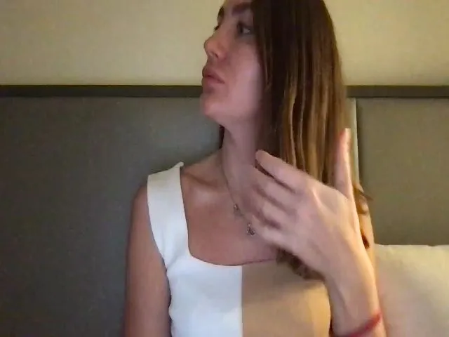 Live sex webcam photo for Angel_USA #272887540