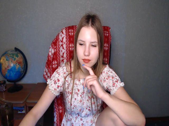 Live sex webcam photo for AngelaOwen #271859749