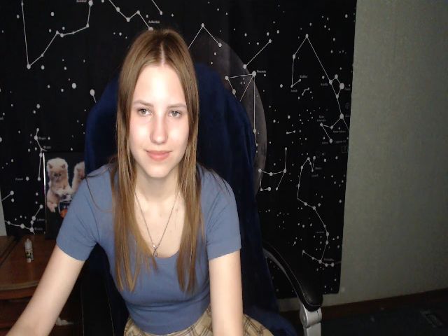 Live sex webcam photo for AngelaWilson #273625978