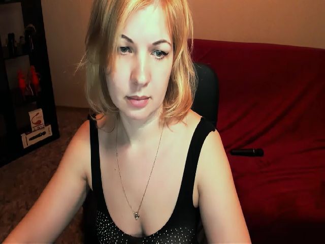 Live sex webcam photo for Angelaroberti #272942608