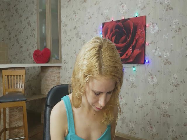Live sex webcam photo for AngelicaAmour #273236823