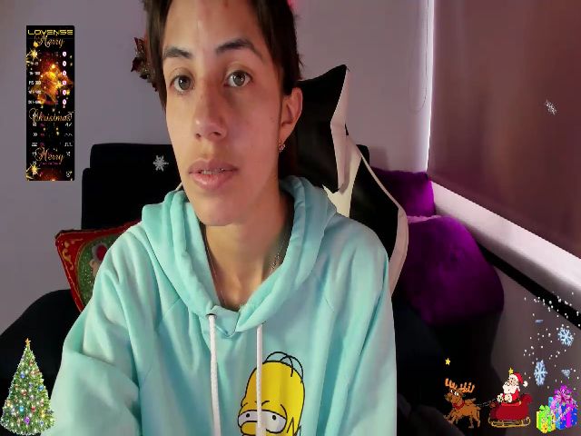 Live sex webcam photo for Angelicce_ #271805551