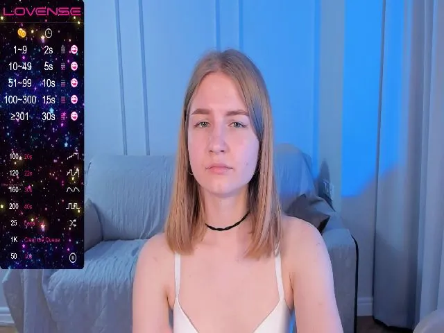 Live sex webcam photo for Angelicfame #273317537