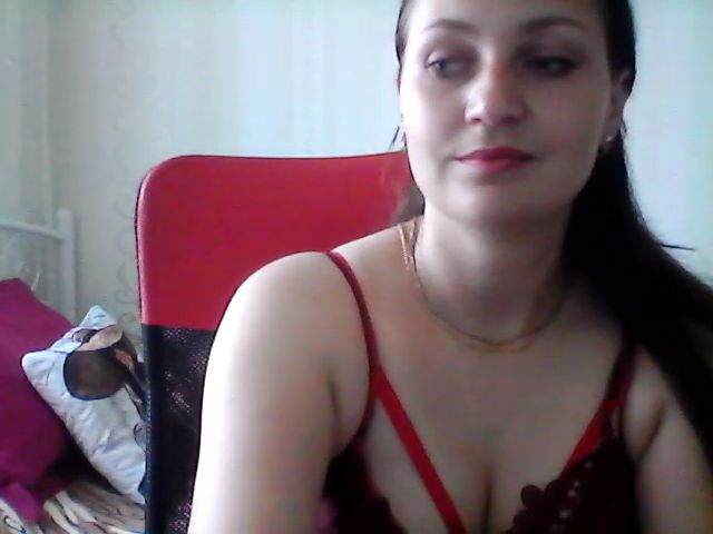 Live sex webcam photo for AngellMaria #273600954