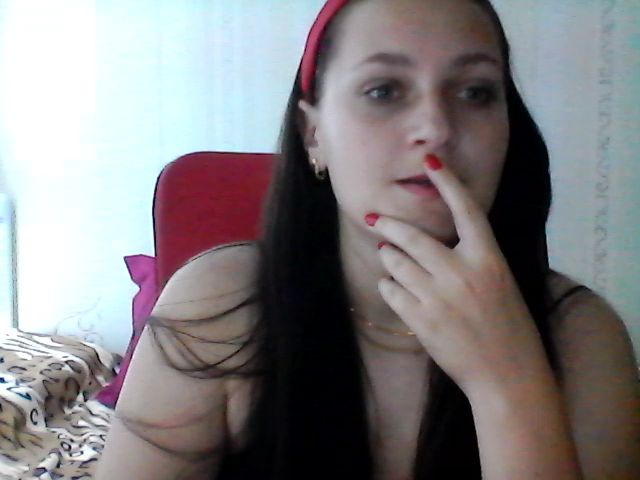 Live sex webcam photo for AngellMaria #273789592