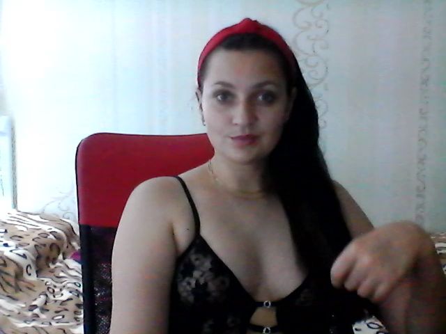 Live sex webcam photo for AngellMaria #273789622