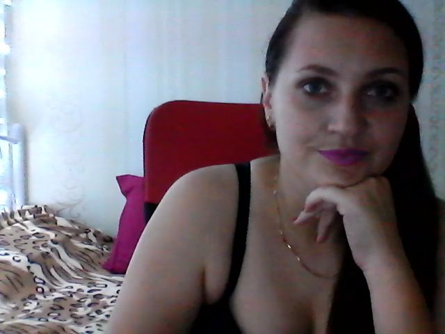 Live sex webcam photo for AngellMaria #273862058