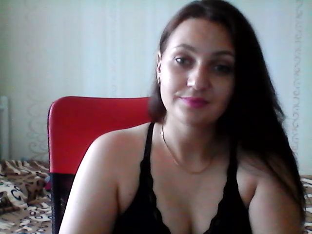 Live sex webcam photo for AngellMaria #273910517