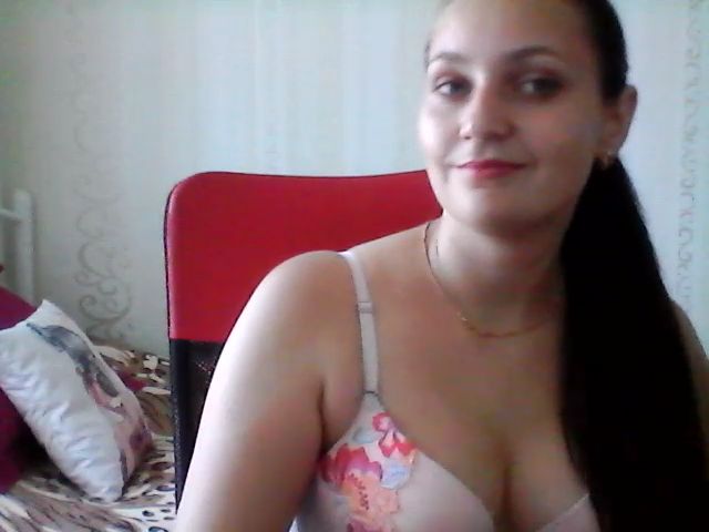 Live sex webcam photo for AngellMaria #273931756