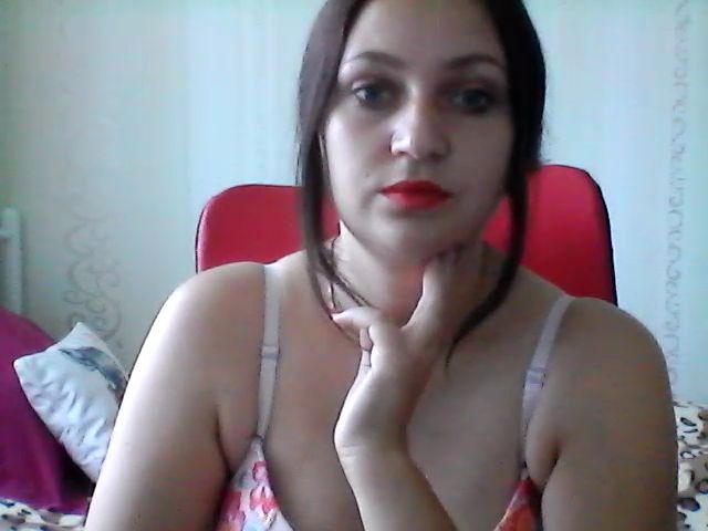 Live sex webcam photo for AngellMaria #273989474