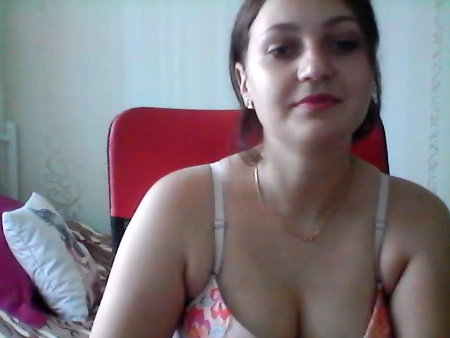 Live sex webcam photo for AngellMaria #274076786