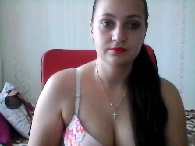Live sex webcam photo for AngellMaria #274196384