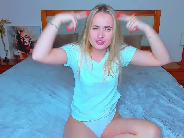 Live sex webcam photo for Angell__si #273513133