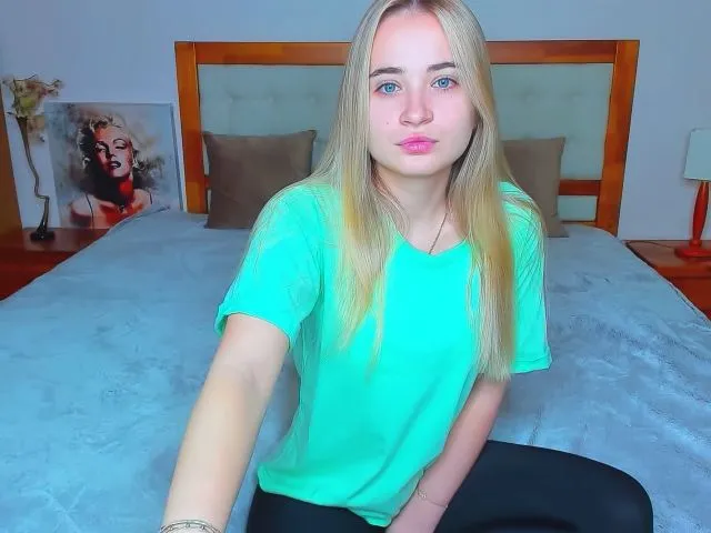 Live sex webcam photo for Angell__si #273525180