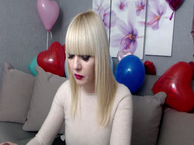 Live sex webcam photo for Angella_Sky #272420815