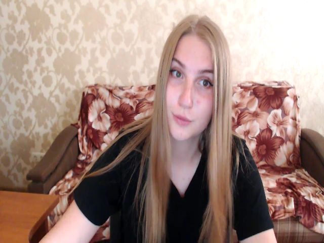 Live sex webcam photo for Angelloveee #273877262