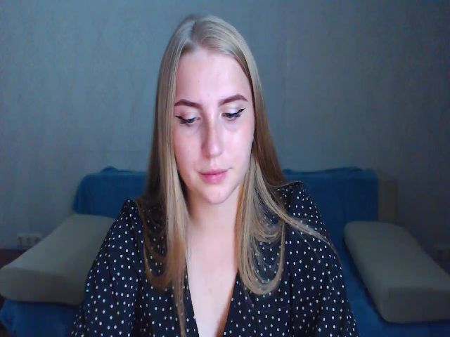 Live sex webcam photo for Angelloveee #274523505