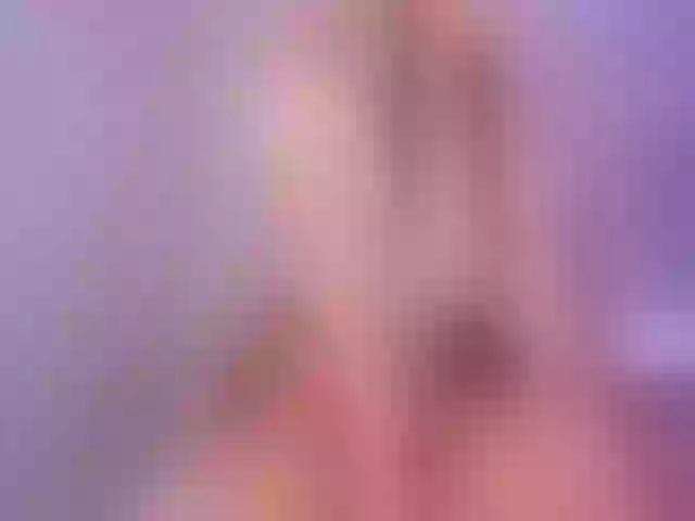 Live sex webcam photo for AngellyClark #271975293