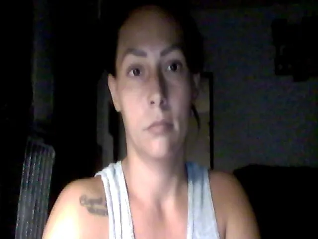 Live sex webcam photo for Angelmarie89 #273718021