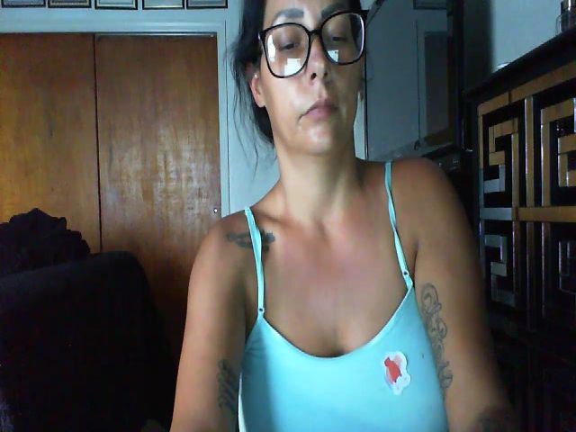 Live sex webcam photo for Angelmarie89 #273880816