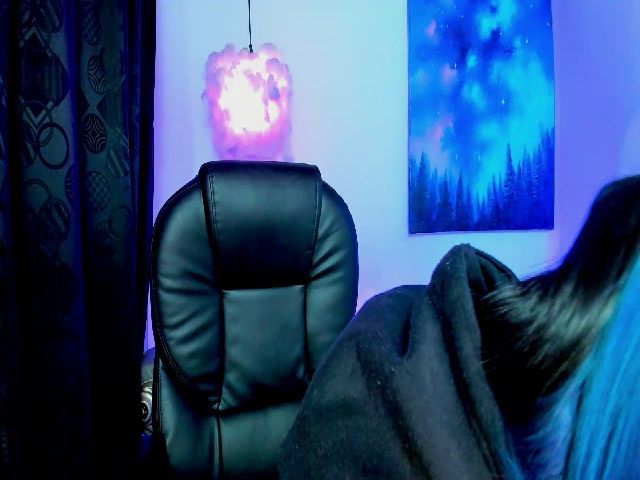 Live sex webcam photo for Angelsiinner #272082211